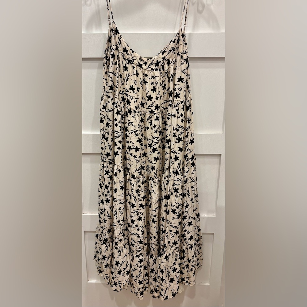 William B Cream & Black Floral Tiered Maxi Dress Boho Cottage Core